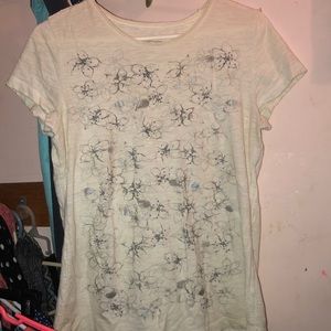 Floral patterned shirt!